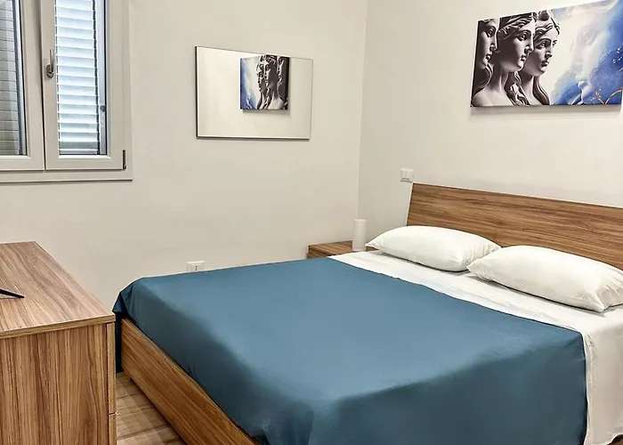 Athena Apartments Levante